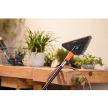 Gardena Cleansystem χειροκίνητη βούρτσα με μαλακές τρίχες, για τον καθαρισμό ευαίσθητων επιφανειών